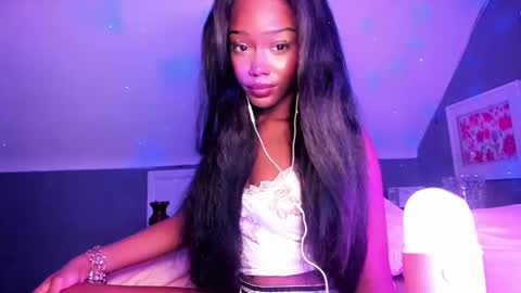 lilyblloom online show from 22, 9, 2025