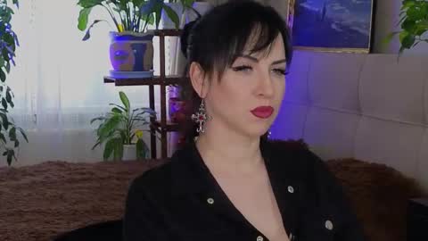 Snapshot of lilyconor chatting on 31, 10, 2025 Lily online show from 31, 10, 2025