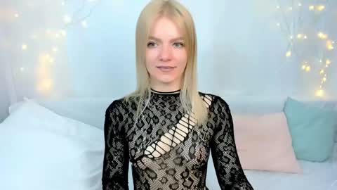 lilydavisss online show from 1, 4, 2026