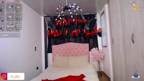 Snapshot of lilyfox23 chatting on 29, 10, 2025 lilyfox23 online show from 29, 10, 2025