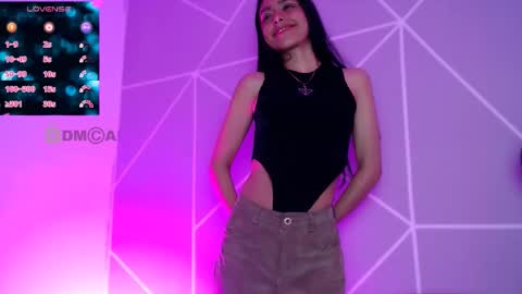 Snapshot of lilylouisee_ chatting on 18, 10, 2025 Liliana louise online show from 18, 10, 2025