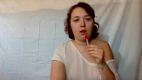 lily online show from 28, 6, 2026