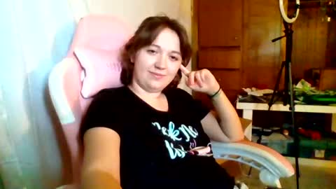 lily online show from 4, 8, 2026