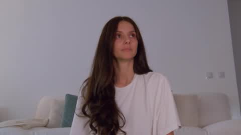 Snapshot of lilyroselyn chatting on 5, 11, 2025 Lily online show from 5, 11, 2025