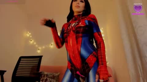 lily help me to collect more cosplay online show from 16, 1, 2025