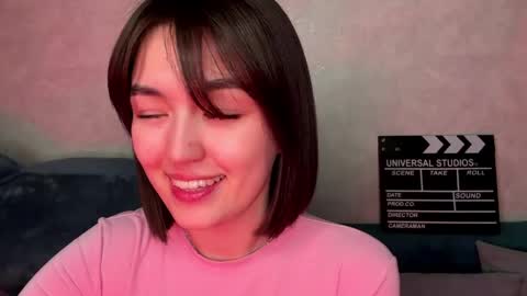 Lily online show from 10, 5, 2026