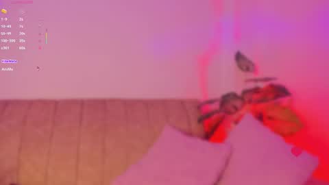 Snapshot of lilysoto chatting on 12, 11, 2025 Lily online show from 12, 11, 2025