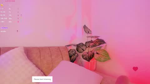 Snapshot of lilysoto chatting on 22, 11, 2025 Lily online show from 22, 11, 2025