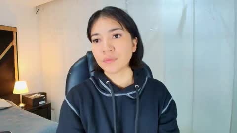  Lina Bedoya  online show from 17, 2, 2026