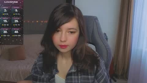 Lina online show from 6, 4, 2026