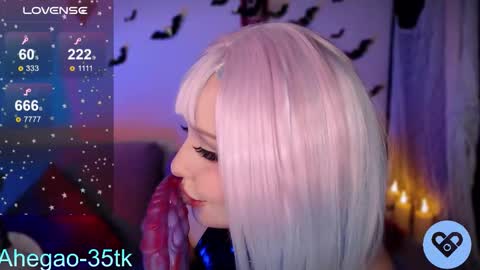 Snapshot of lina_diva chatting on 5, 11, 2025 Hey im Lina Ur cosplay waifu online show from 5, 11, 2025