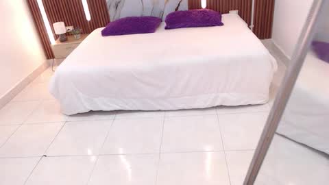 Snapshot of lina_fajardo22 chatting on 9, 9, 2025 Lina online show from 9, 9, 2025