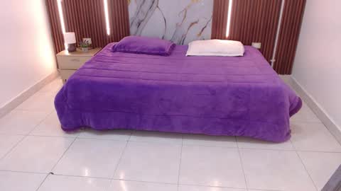 Snapshot of lina_fajardo22 chatting on 12, 9, 2025 Lina online show from 12, 9, 2025