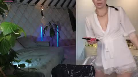 Snapshot of lina_flore chatting on 7, 6, 2026 lina_flore online show from 7, 6, 2026