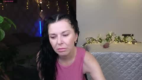 Snapshot of lina_flore chatting on 8, 6, 2026 lina_flore online show from 8, 6, 2026