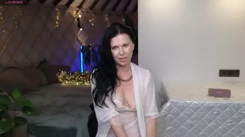 Snapshot of lina_flore chatting on 1, 7, 2026 lina_flore online show from 1, 7, 2026