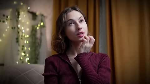 Snapshot of lina_n_kitty chatting on 1, 3, 2025 Lina - online show from 1, 3, 2025