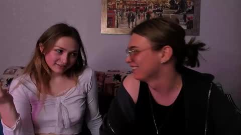 lina_nik online show from 17, 10, 2025