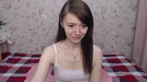 Snapshot of lina_rouge_ chatting on 5, 2, 2025 Lina Rouge online show from 5, 2, 2025