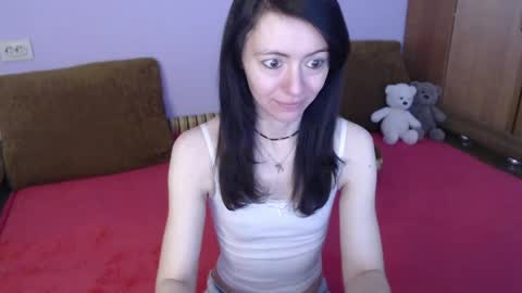 Lina Rouge online show from 6, 4, 2026