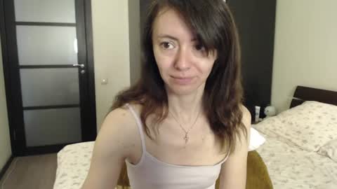Snapshot of lina_rouge_ chatting on 8, 7, 2026 Lina Rouge online show from 8, 7, 2026