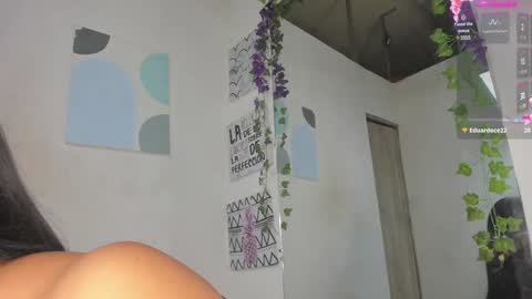 LINA SANCHEZ online show from 4, 12, 2024