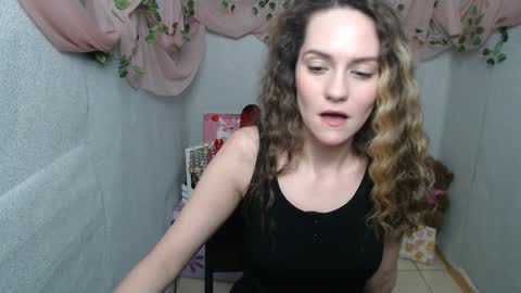 Snapshot of lina_star_s chatting on 3, 1, 2025 Lina online show from 3, 1, 2025