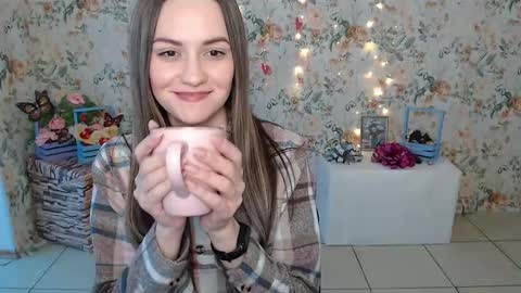 Snapshot of lina_star_s chatting on 18, 2, 2025 Lina online show from 18, 2, 2025