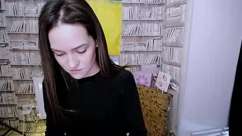 Snapshot of lina_star_s chatting on 27, 9, 2025 Lina online show from 27, 9, 2025
