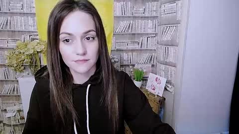 Snapshot of lina_star_s chatting on 13, 10, 2025 Lina online show from 13, 10, 2025