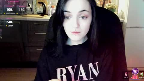 Snapshot of lina_tyaan chatting on 10, 2, 2025 Lina 3 1715622743 online show from 10, 2, 2025