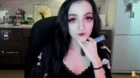 Snapshot of lina_tyaan chatting on 18, 9, 2025 Lina 3 1715622743 online show from 18, 9, 2025