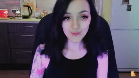 Snapshot of lina_tyaan chatting on 6, 10, 2025 Lina 3 1715622743 online show from 6, 10, 2025