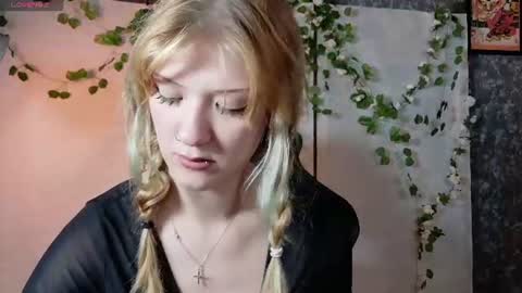 Lina online show from 2, 7, 2026