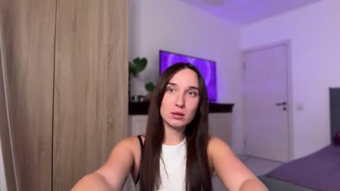 Lina online show from 14, 9, 2025