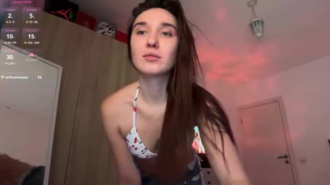 Lina online show from 11, 11, 2025