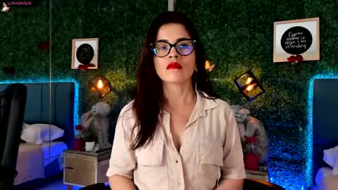 Lina  online show from 29, 5, 2026