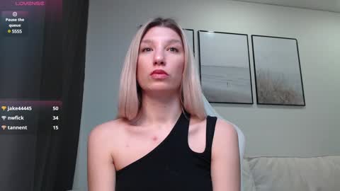 Snapshot of linaland2023 chatting on 9, 12, 2024 Lina online show from 9, 12, 2024