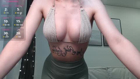 Snapshot of linaland2023 chatting on 29, 12, 2024 Lina online show from 29, 12, 2024