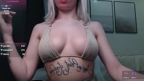 Snapshot of linaland2023 chatting on 2, 3, 2025 Lina online show from 2, 3, 2025