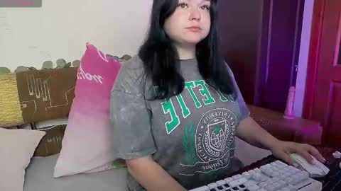 Lina online show from 21, 9, 2025