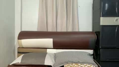 Snapshot of linaslayer chatting on 11, 10, 2025 Lexi online show from 11, 10, 2025