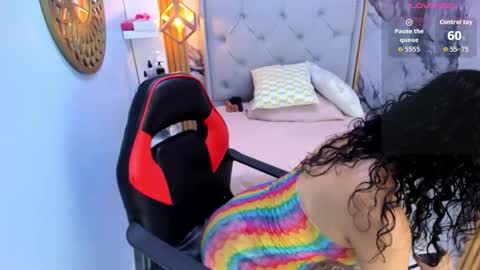 Snapshot of linastark chatting on 27, 10, 2025 L I N A online show from 27, 10, 2025