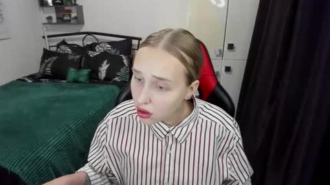 Lina online show from 24, 9, 2025