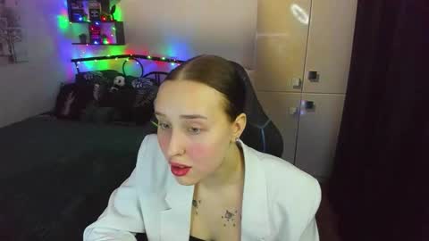 Lina online show from 9, 2, 2026