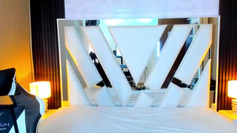 Snapshot of linda4petite chatting on 13, 10, 2025 Linda online show from 13, 10, 2025