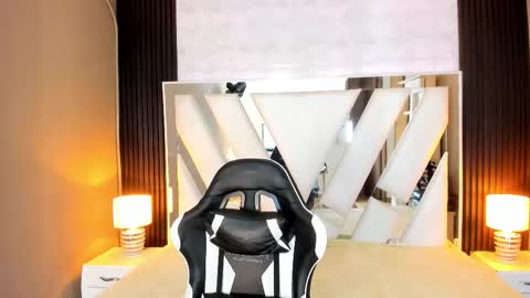  Linda  online show from 20, 12, 2025