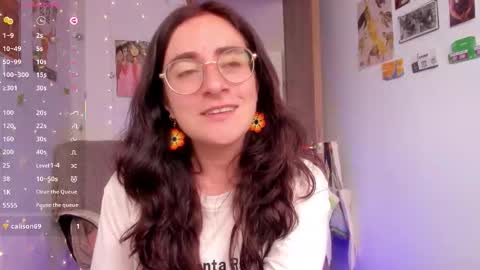 Giggles  online show from 17, 10, 2025