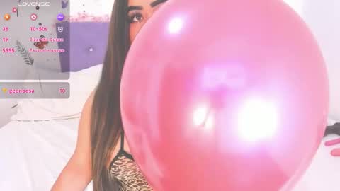 Snapshot of linda_jay_ chatting on 10, 10, 2025 Linda  online show from 10, 10, 2025