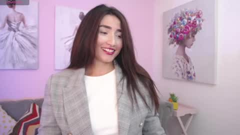 Maria Paula online show from 28, 2, 2025